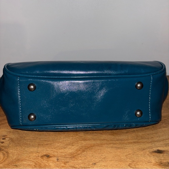 Patricia Nash gracchi Teal tooled Embossed Leather Handbag - Picture 3 of 7